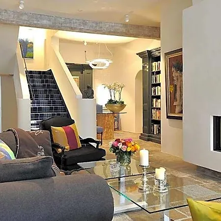 Schlosshotel Betzenstein Hotel *
